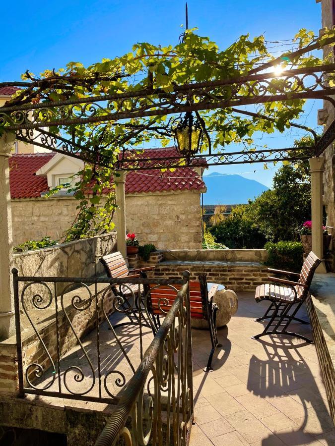 Old Town House With Private Garden Apartment Budva Exterior photo