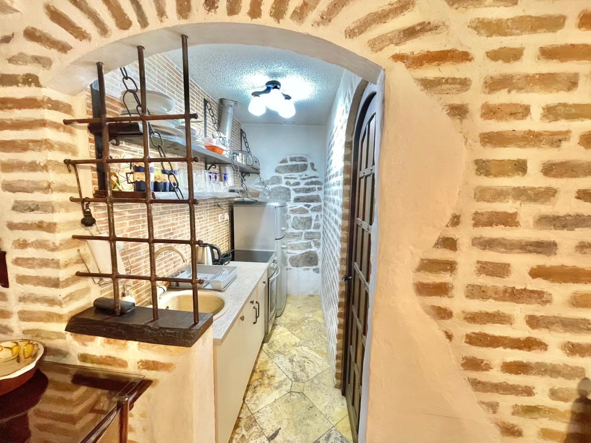 Old Town House With Private Garden Apartment Budva Exterior photo