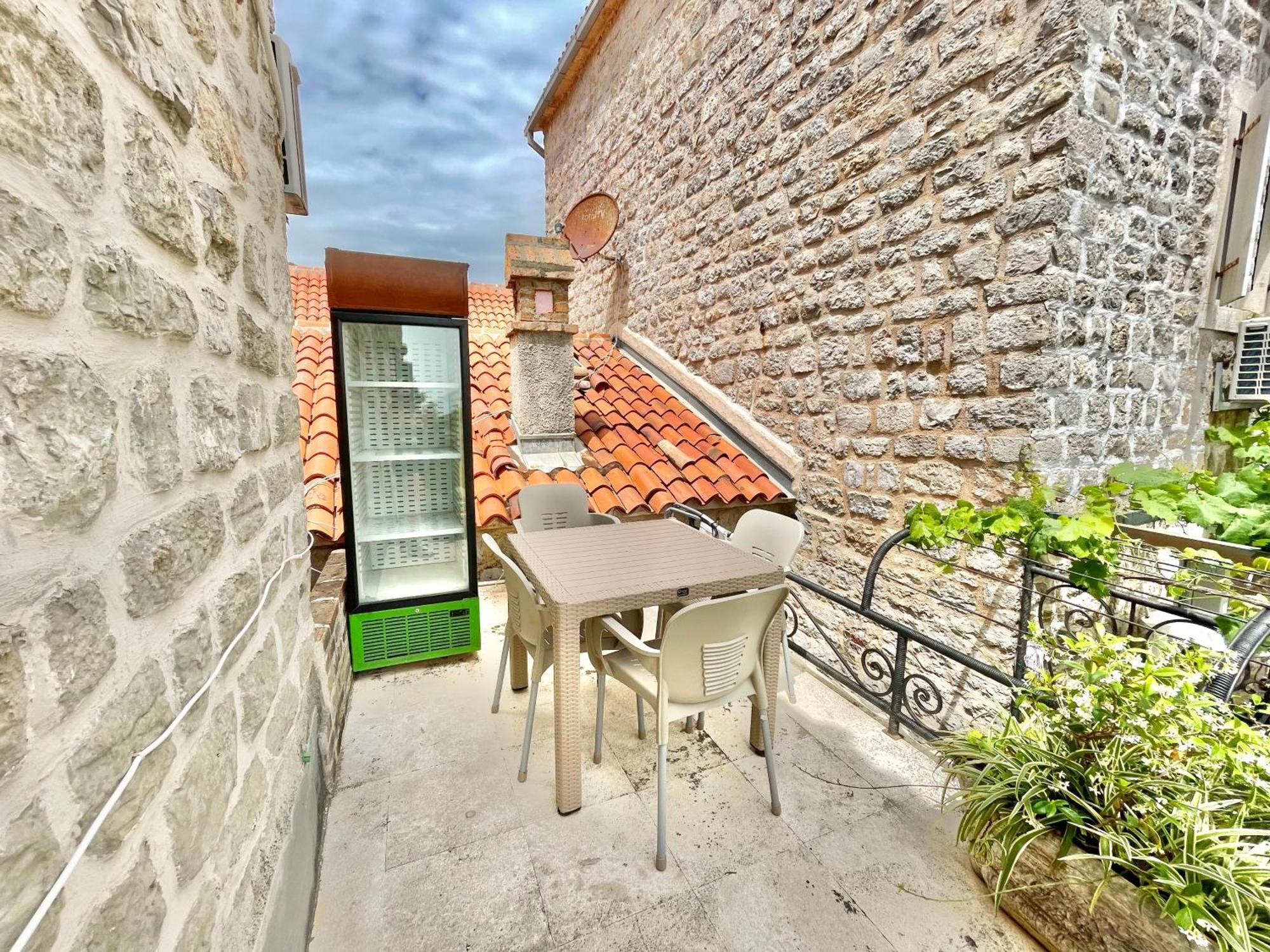 Old Town House With Private Garden Apartment Budva Exterior photo